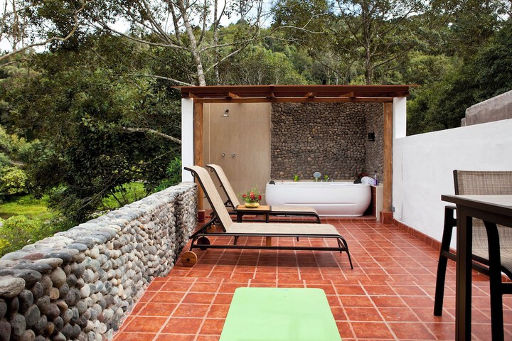 Terrace/Patio 65 of 152