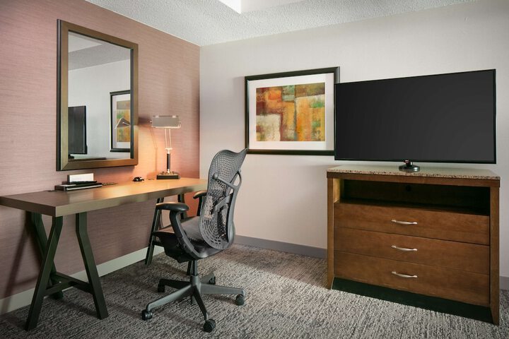 Room 14 of 78