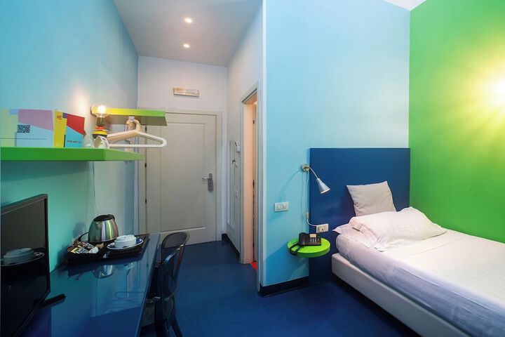 Room 108 of 144
