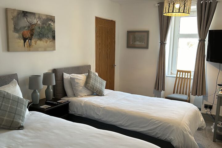 Room 10 of 64