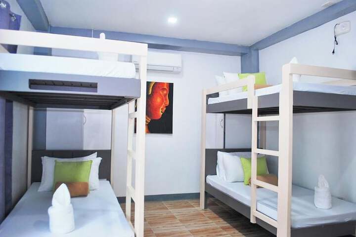 Room 4 of 30