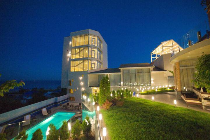 Hotel Excelsior