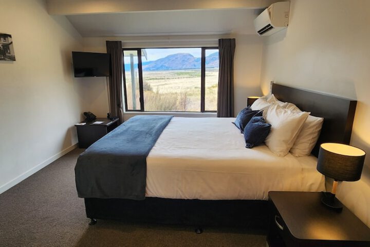 Room 5 of 42