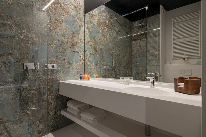 Clean Restrooms