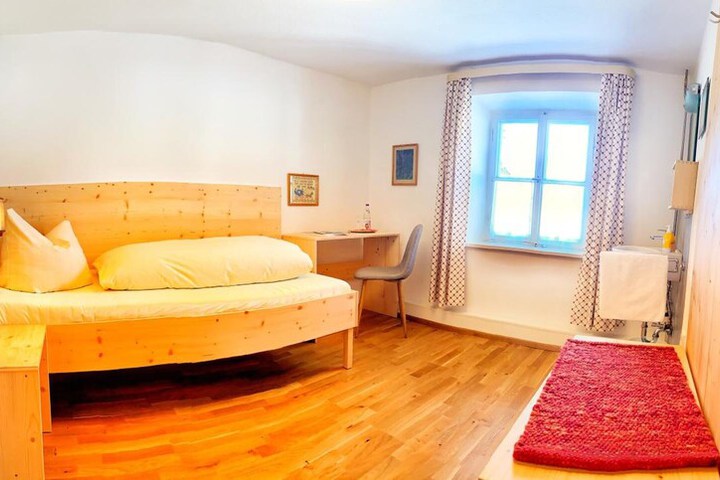 Room 23 of 58