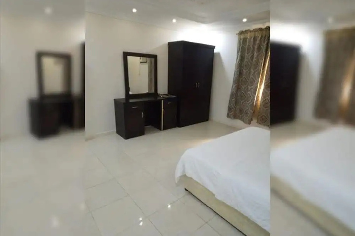 Room 4 of 21