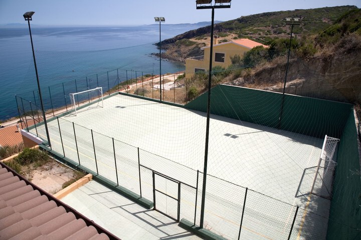 Sport court