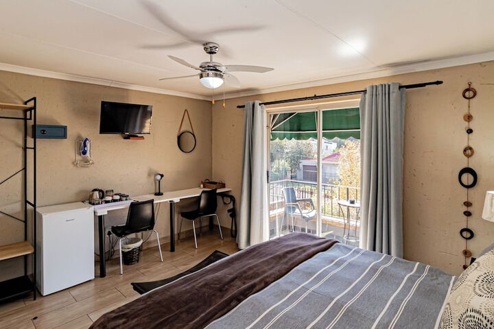 Room 12 of 43