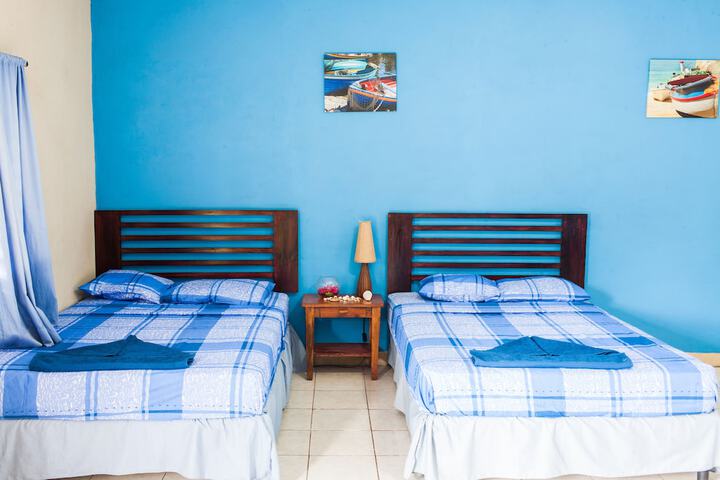 Room 2 of 23