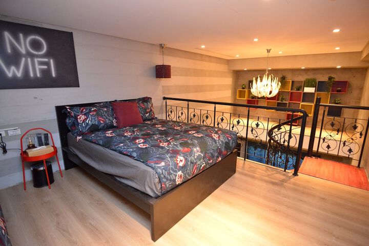 Hotel 276 of 313