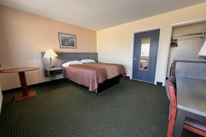 Room 14 of 43
