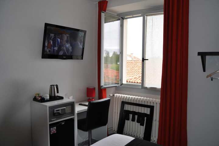 Room 18 of 63