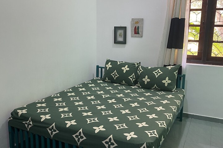 Room 10 of 53