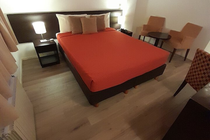 Room 29 of 70