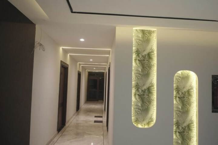 Hotel 12 of 12