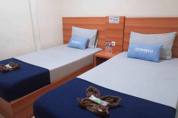 Room 14 of 38