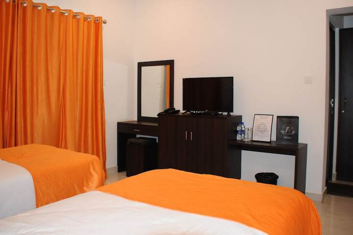 Room 7 of 30