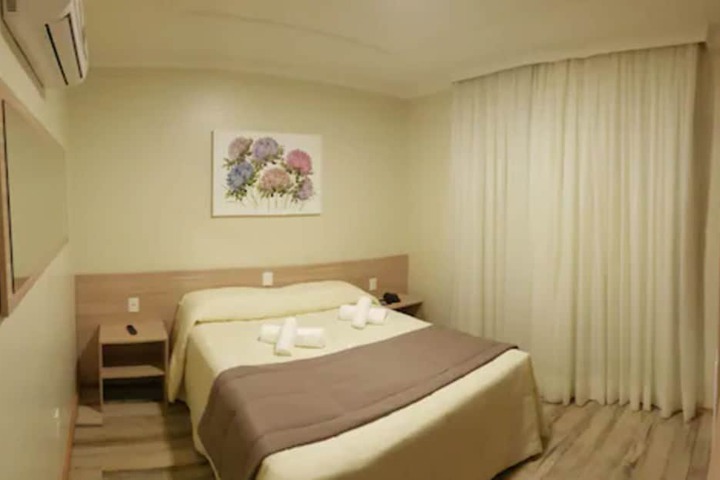 Room 15 of 62