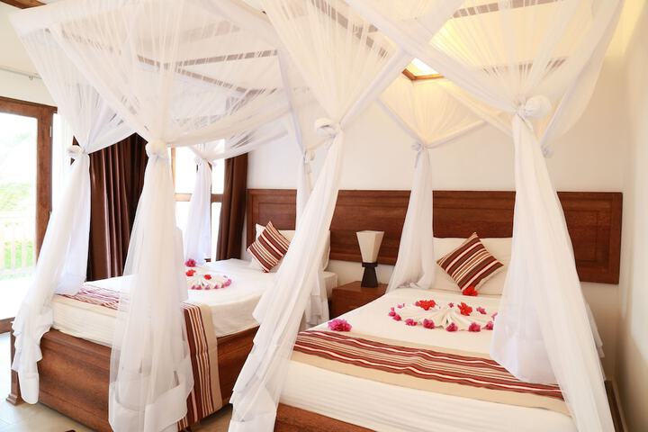 Room 3 of 27