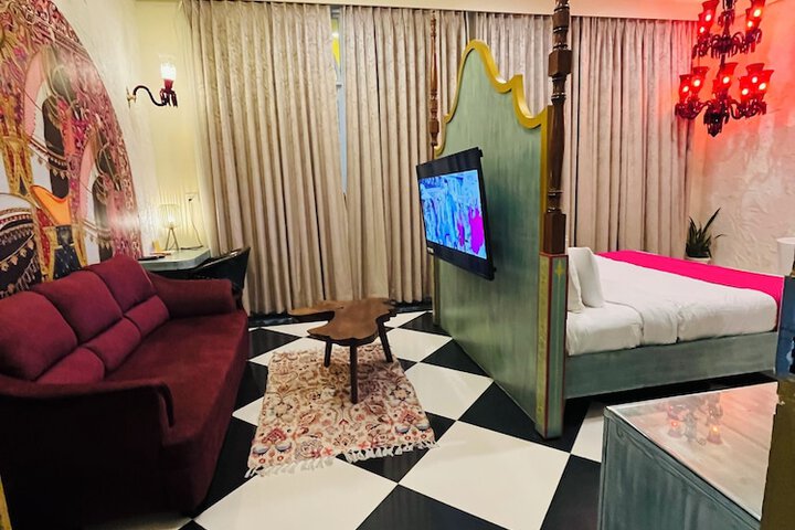 Room 64 of 167