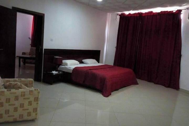 Room 3 of 43