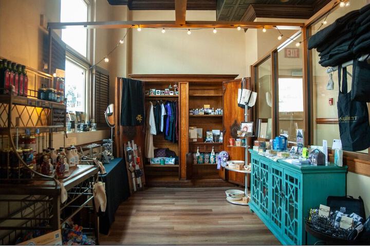 Gift shop