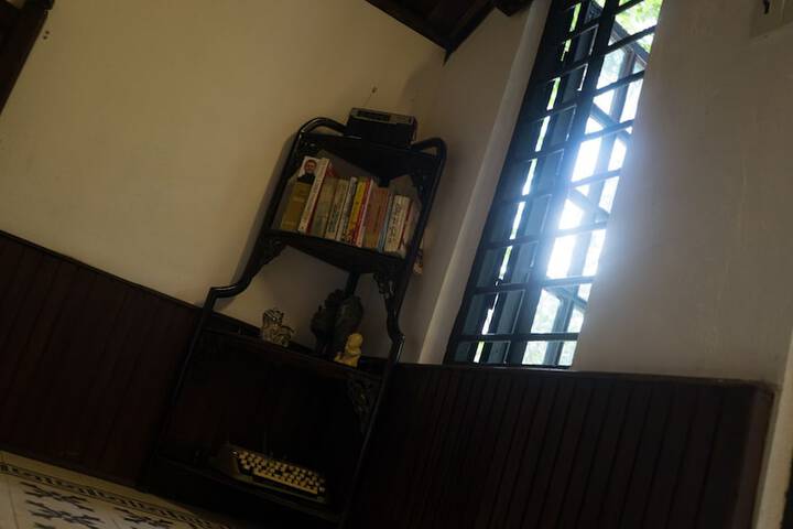 Room 13 of 60