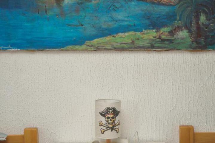 General 70 of 72