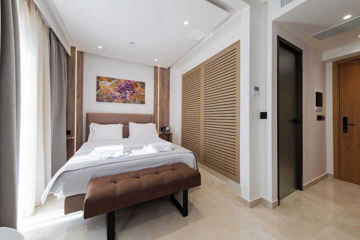 Room 18 of 42