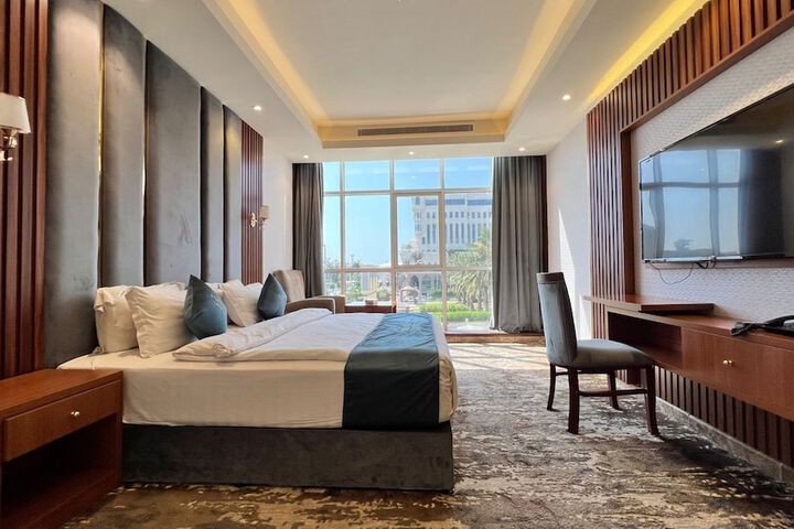 Room 11 of 47