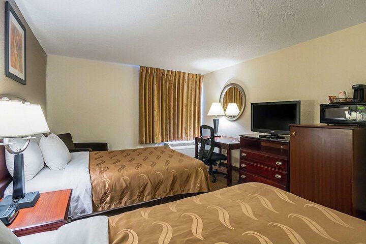 2 Double Beds Accessible Room (15 of 15)