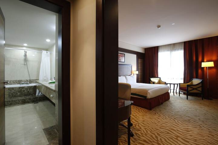 Room 39 of 93