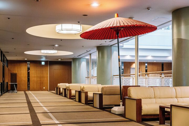 Hotel Lobby