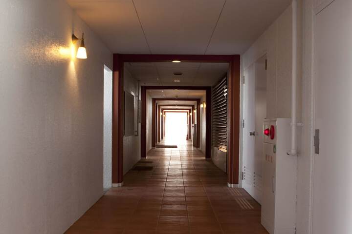 Ballroom/Hall 28 of 32