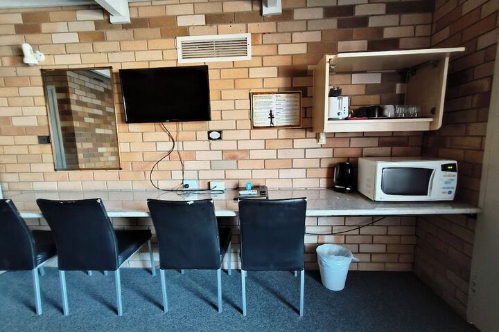 Room 15 of 43