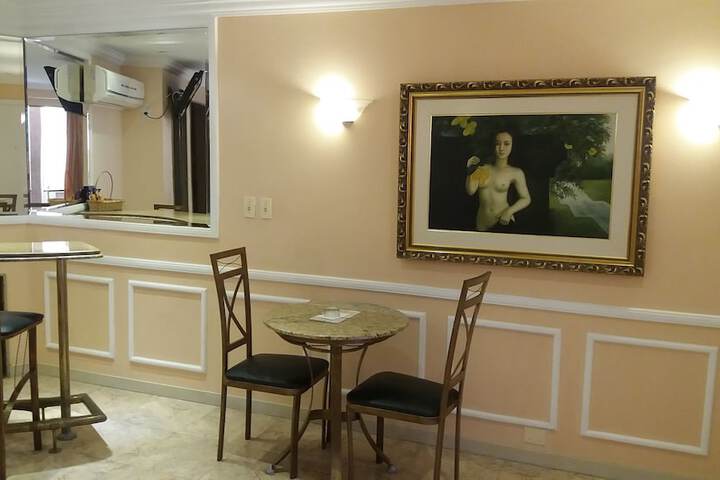 Room 46 of 112