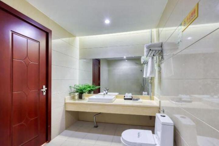 Yuxi Jinzhou Hotel