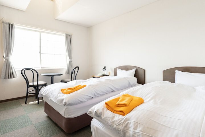 Room 18 of 51