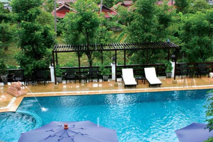 Pool Hotel