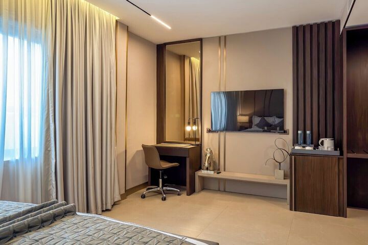 Room 56 of 179