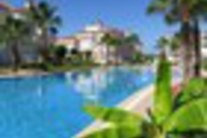 Pool 56 of 96