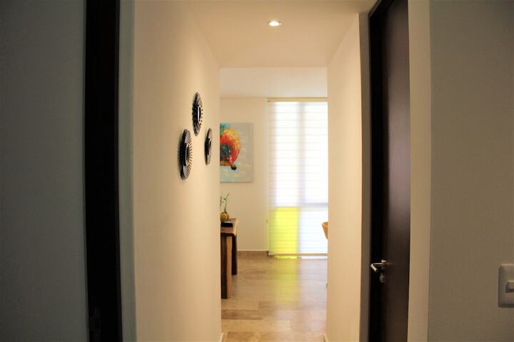 Room 9 of 36