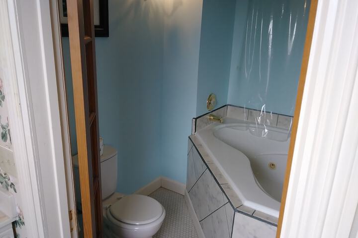 Room 47 of 60