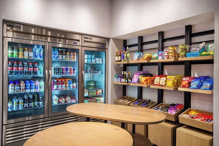 Snack bar