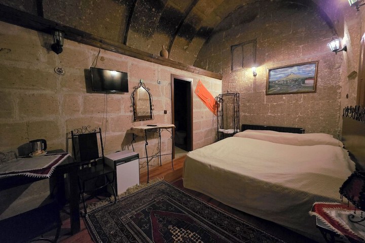 Room 367 of 578