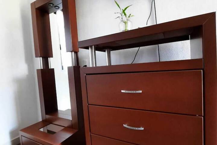 Room 18 of 34