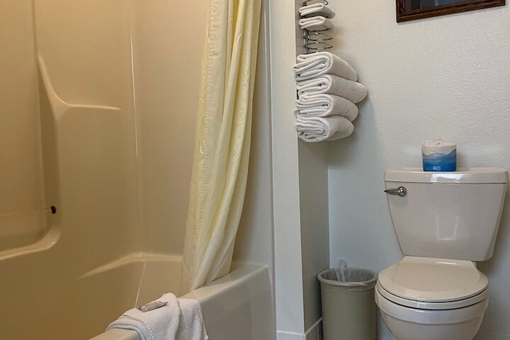 Room 17 of 59