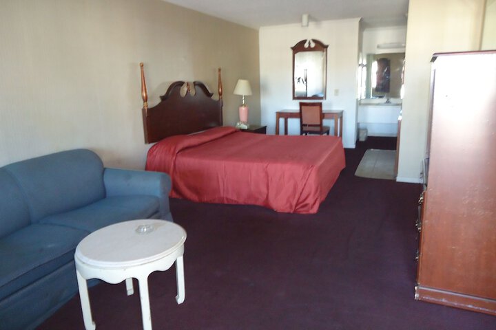 Room 7 of 20
