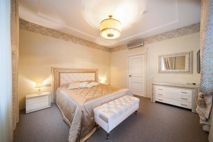 Room 14 of 54
