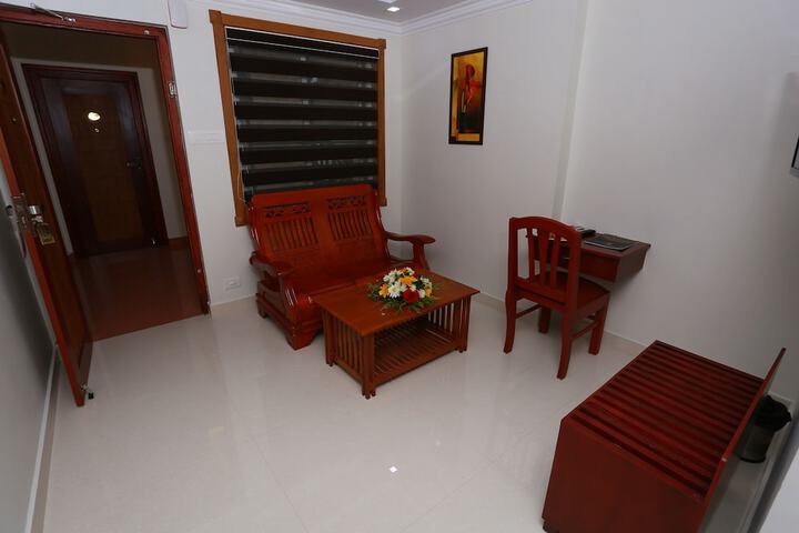 Room 12 of 43